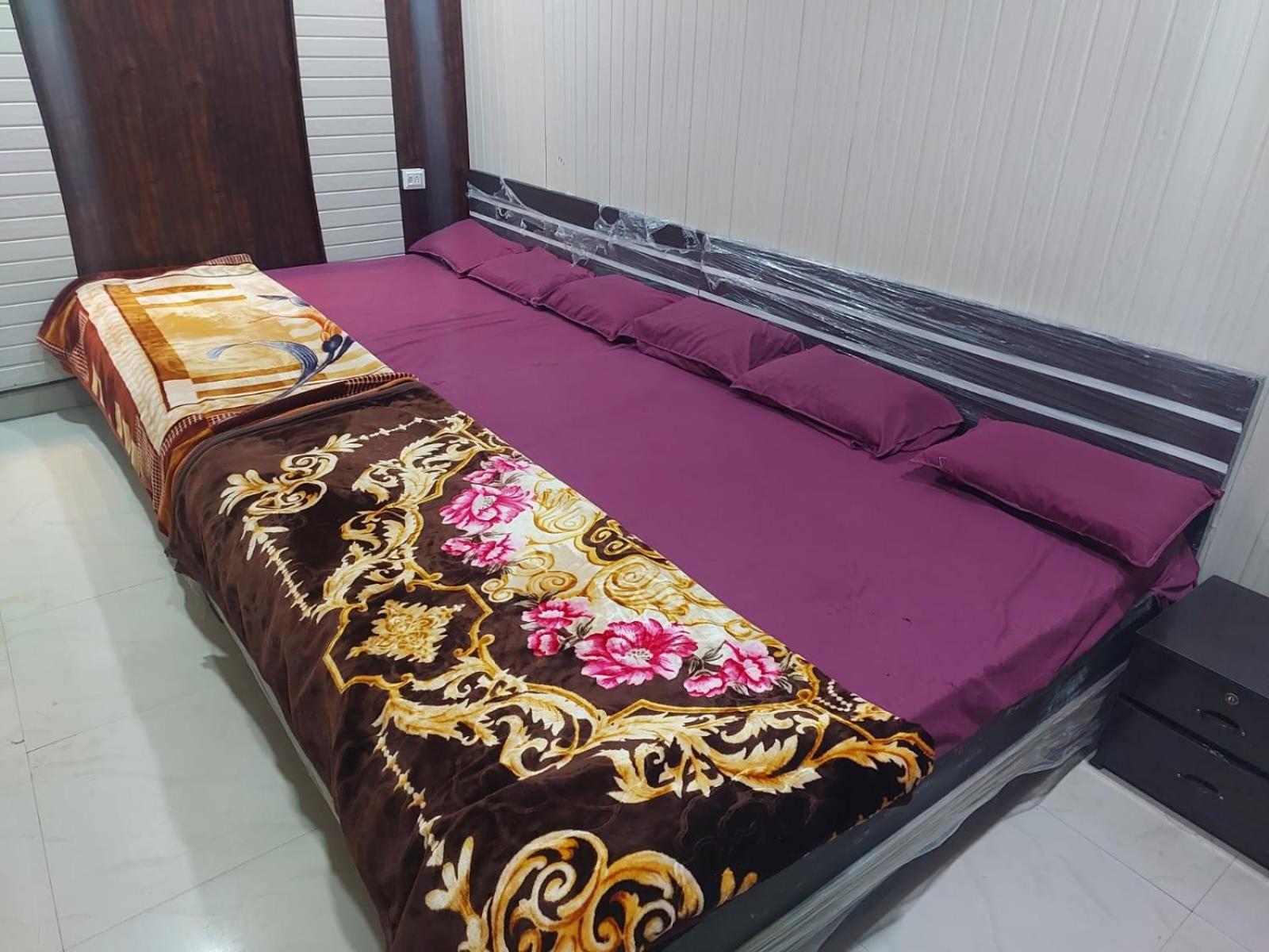Kanti Devi Seva Sadan Mathura Luaran gambar